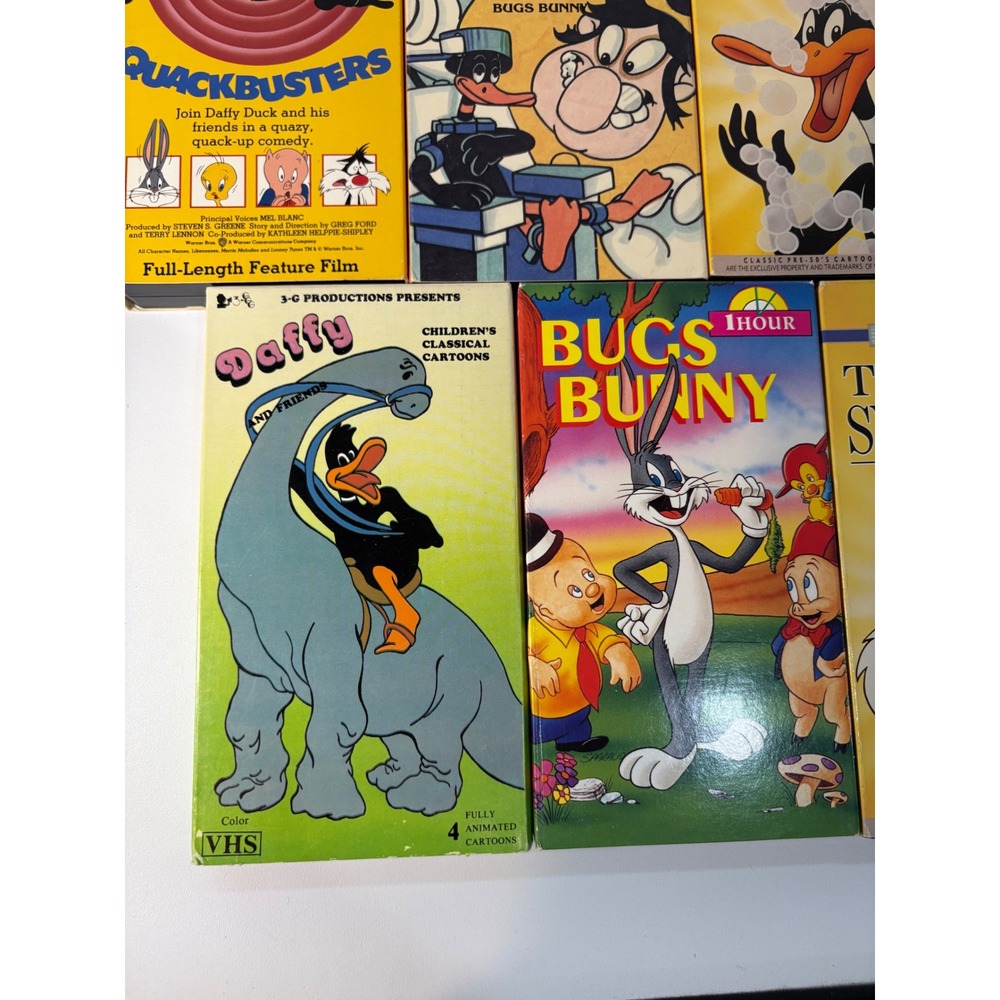 Vtg Looney Tunes VHS Lot of 7 Bugs Bunny Daffy Duck Tweety Sylvester Cartoons - Picture 4 of 6